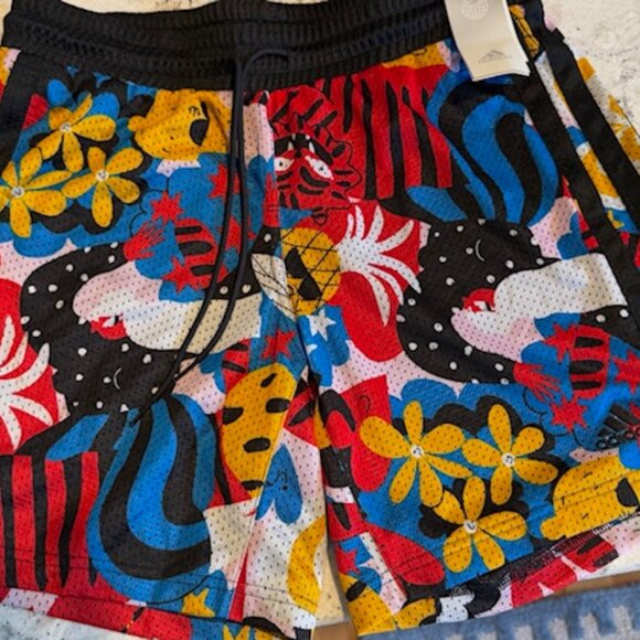 NWT ADIDAS X EGLE BASKETBALL SHORTS M - Picture 2 of 3